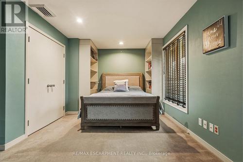 78 Terrace Drive, Hamilton, ON - Indoor Photo Showing Bedroom