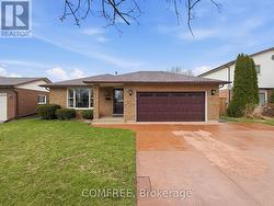 6387 RIALL STREET Niagara Falls (Stamford), ON L2J 1Z4