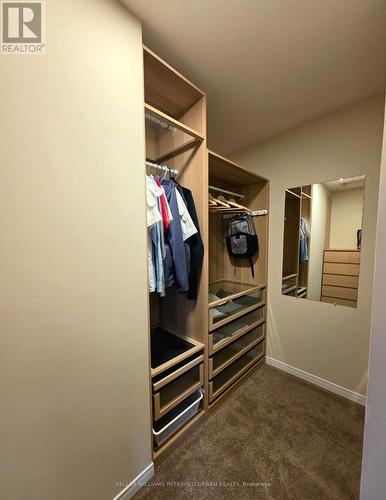Walk in closet to dream about - 129 Dolce Crescent, Vaughan, ON - Indoor Photo Showing Other Room