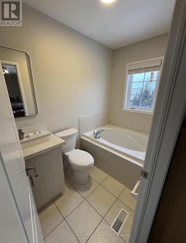 129 Dolce Crescent, Vaughan, ON - Indoor Photo Showing Bathroom