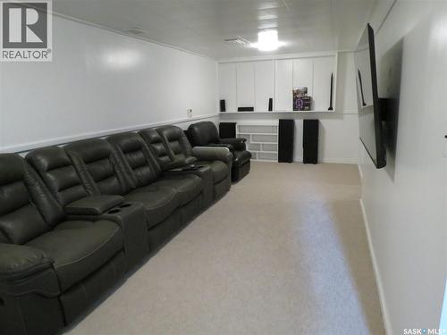 19 Merlin Crescent, Regina, SK - Indoor
