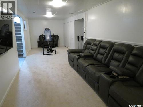 19 Merlin Crescent, Regina, SK - Indoor