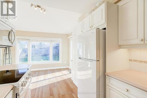3626 Cartmel Road, Mississauga, ON - Indoor Photo Showing Kitchen