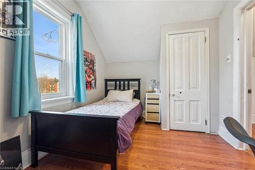 156 Wellington Street N, Kitchener, ON - Indoor Photo Showing Bedroom