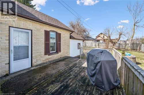 156 Wellington Street N, Kitchener, ON - Outdoor