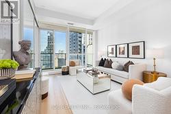 2302 - 770 BAY STREET  Toronto, ON M5G 0A6
