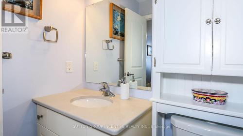 1012 Wright Drive, Midland, ON - Indoor Photo Showing Bathroom
