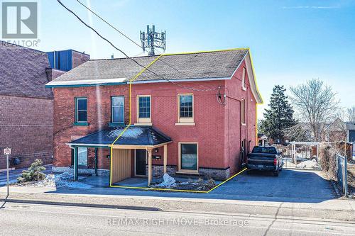 33 COLDWATER ROAD W  Orillia, ON L3V 3L2