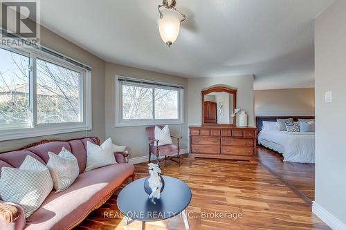 1201 Creekside Drive, Oakville, ON - Indoor