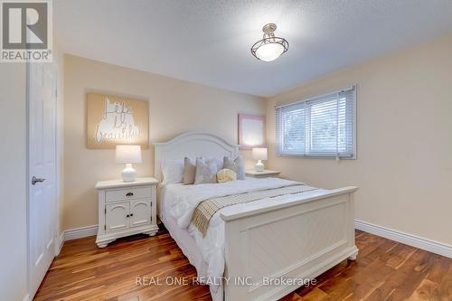 1201 Creekside Drive, Oakville, ON - Indoor Photo Showing Bedroom