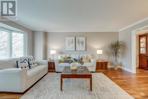 1201 Creekside Drive, Oakville, ON - Indoor Photo Showing Living Room