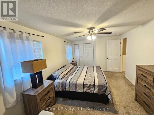 458 Misty Crescent, Kitchener, ON - Indoor Photo Showing Bedroom