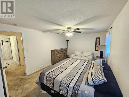 458 Misty Crescent, Kitchener, ON - Indoor Photo Showing Bedroom