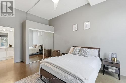 510 - 66 Bay Street S, Hamilton, ON - Indoor Photo Showing Bedroom