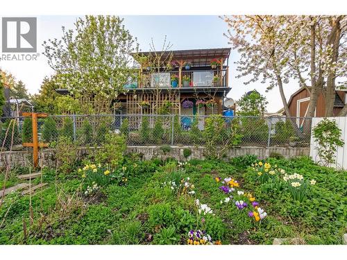 1453 Okanagan Avenue NE  Salmon Arm, BC V1E 1N5