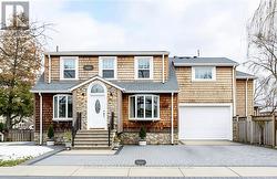 BSMT - 309 PRINCESS AVENUE Toronto, ON M2N 3S5