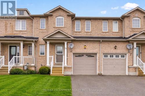 32 ADMIRAL CRESCENT  Essa, ON L0M 1B4