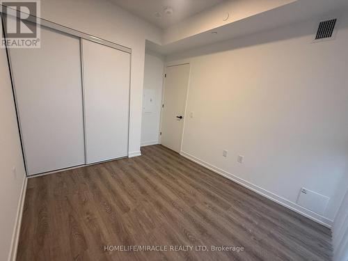 2005 - 8 Interchange Way, Vaughan, ON - Indoor Photo Showing Other Room