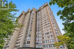 1203 - 200 ROBERT SPECK PARKWAY  Mississauga, ON L4Z 1S3
