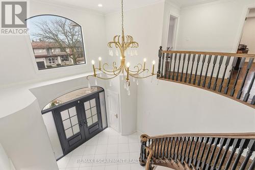 82 Maple Drive, Hamilton, ON - Indoor Photo Showing Other Room