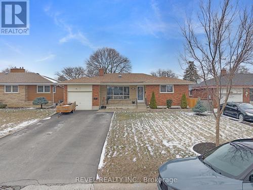 26 WILTSHIRE DRIVE  Brantford, ON N3R 5A9