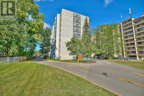 710 - 359 Geneva Street, St. Catharines (Fairview), ON - Outdoor With Facade