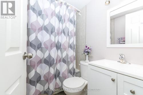 710 - 359 Geneva Street, St. Catharines (Fairview), ON - Indoor Photo Showing Bathroom