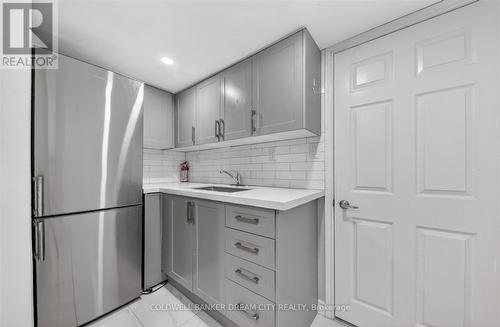 3 Windrush Trail, Toronto, ON - Indoor Photo Showing Kitchen