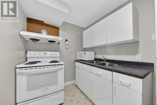 3 Windrush Trail, Toronto, ON - Indoor Photo Showing Kitchen With Double Sink