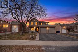 28 FAWCETT TRAIL Toronto, ON M1B 3B3