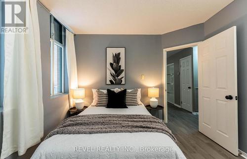 303 - 36 James Street S, Hamilton, ON - Indoor Photo Showing Bedroom