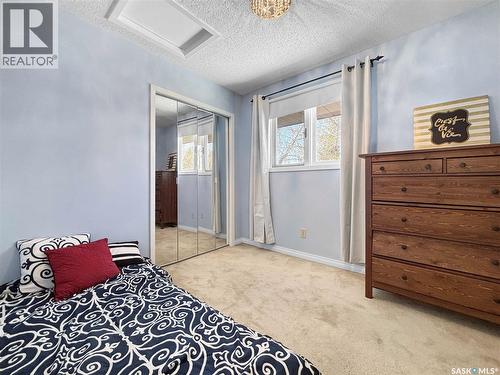 302 Nokomis Place, Saskatoon, SK - Indoor Photo Showing Bedroom