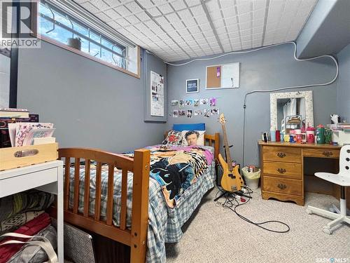 302 Nokomis Place, Saskatoon, SK - Indoor Photo Showing Bedroom