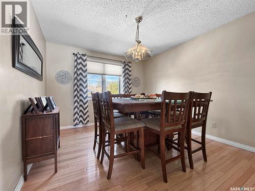 302 Nokomis Place, Saskatoon, SK - Indoor Photo Showing Dining Room