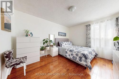 120 Ellerslie Road, Brampton, ON - Indoor Photo Showing Bedroom
