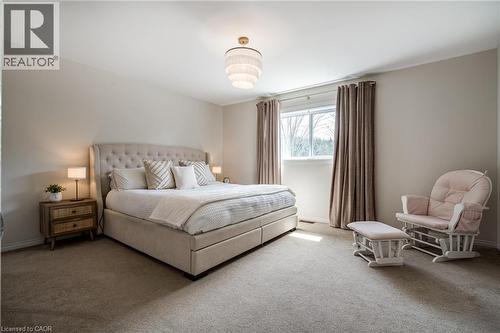 10 Davidson Boulevard Unit# 24, Dundas, ON - Indoor Photo Showing Bedroom