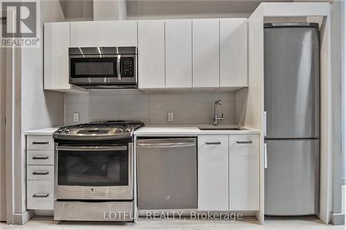 334 Gloucester Street, Ottawa, ON - Indoor Photo Showing Kitchen