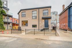 UNIT 6 - 78 GLADSTONE AVENUE Toronto, ON M6J 3K8