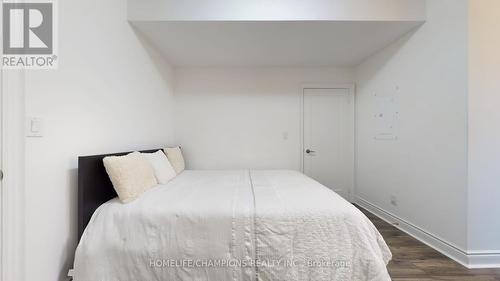 Ph17 - 28 Prince Regent Street, Markham, ON - Indoor Photo Showing Bedroom