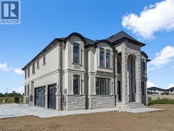 3573 FIORINA Lasalle, ON N9H 0M9