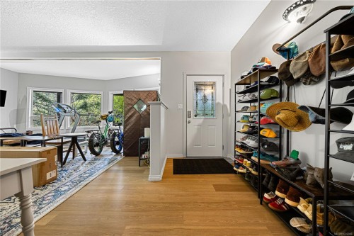 3482 Arrowsmith Rd, Nanaimo, BC 