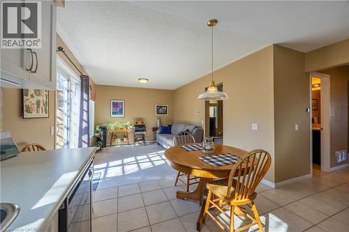 55 Grindstone Way, Waterdown, ON - Indoor Photo Showing Other Room