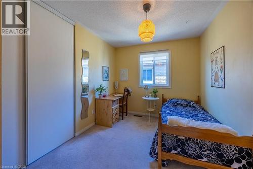 55 Grindstone Way, Waterdown, ON - Indoor Photo Showing Bedroom