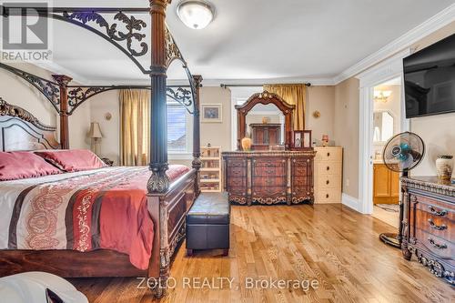 15 Ozner Crescent, Vaughan, ON - Indoor Photo Showing Bedroom