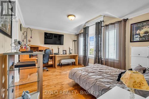15 Ozner Crescent, Vaughan, ON - Indoor Photo Showing Bedroom