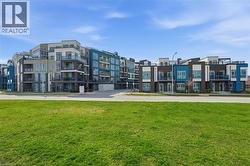 10 CONCORD Place Unit# 304 Grimsby, ON L3M 0G6