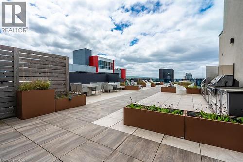 10 Concord Place Unit# 304, Grimsby, ON - Outdoor