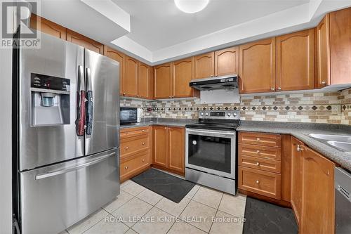 72 Oakins Lane, Ajax, ON - Indoor Photo Showing Kitchen