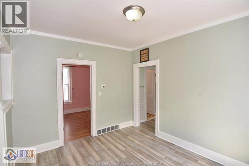 558 Elm, Windsor, ON - Indoor Photo Showing Other Room