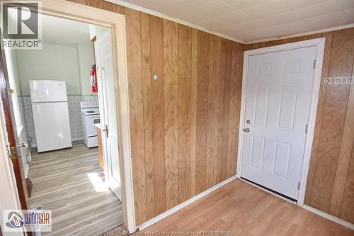 558 Elm, Windsor, ON - Indoor Photo Showing Other Room